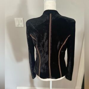 WYLDR velvet look blazer